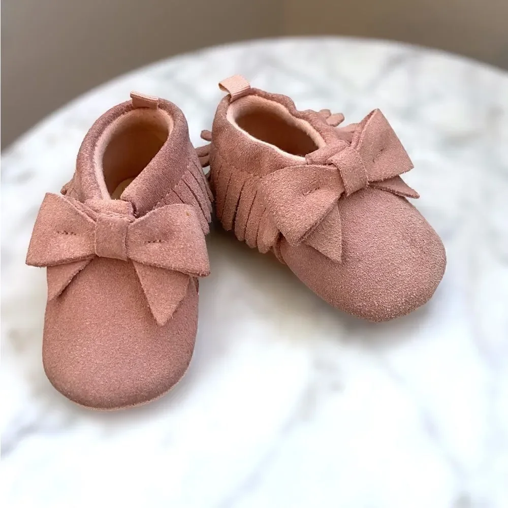 Baby Gap Pink Suede Crib Shoes 6-12 Months